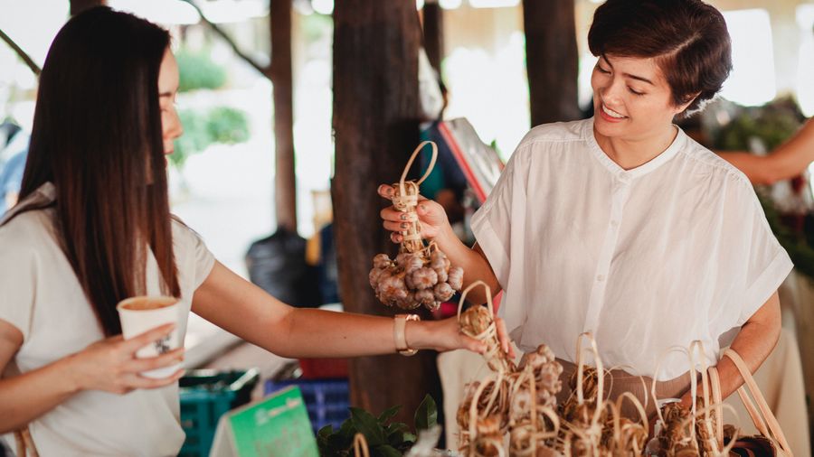 White and red ginseng, may have anti-obesity effects. White ginseng may reduce fat accumulation and red ginseng may improve insulin sensitivity.